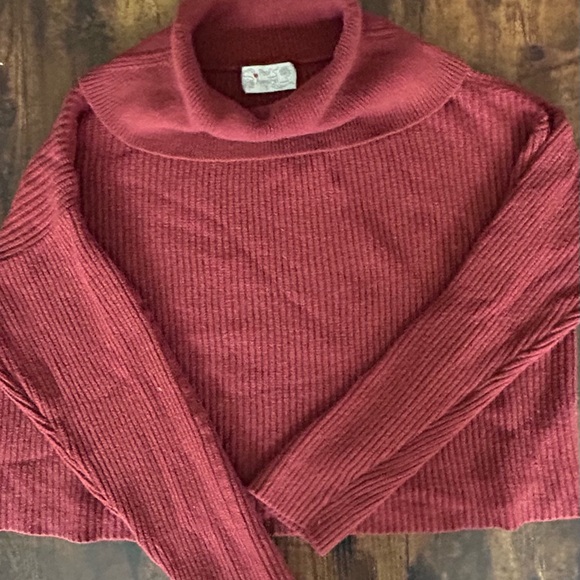 Sweater Bundle - Picture 12 of 16